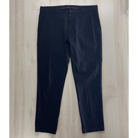 RHONE Other - RHÔNE mens casual work slacks pants tech black 38 golf weekend travel